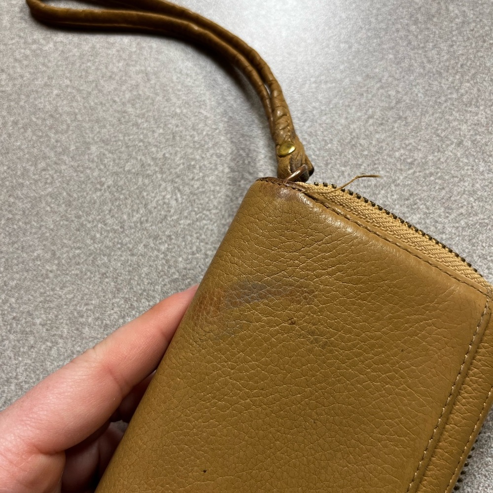 Tan Calvin Klein Wallet - Picture 3 of 5